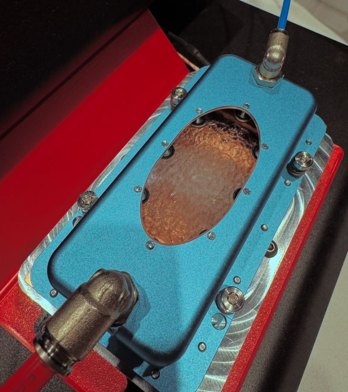 Direct-to-chip hybrid cooling prototype